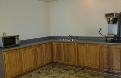 North Mountain Hotel | Premier Inns Metro Center