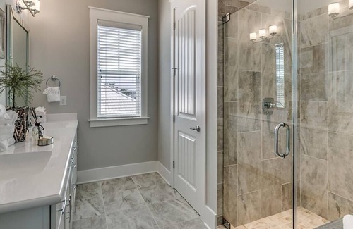 Windy Hill Complejo | Premier Luxury Retreat with Dual Patio Decks