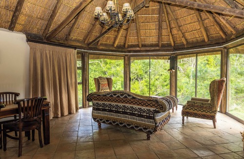 Macleantown Cabina | Premier Resort Mpongo Private Game Reserve
