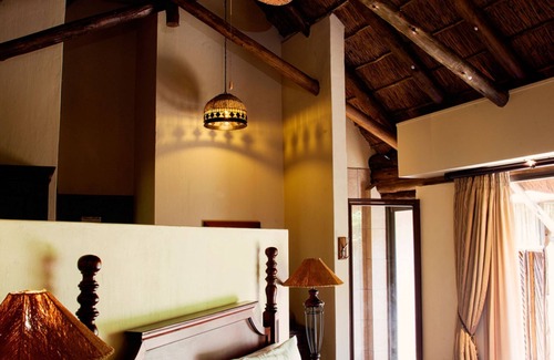 Macleantown Cabina | Premier Resort Mpongo Private Game Reserve