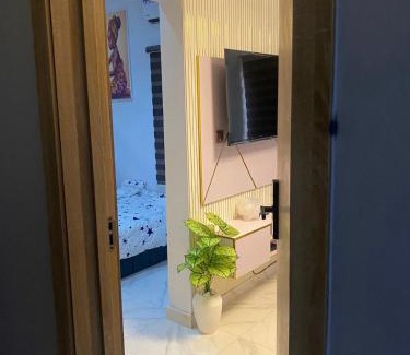 Yaba Apartamento | Premium 1 bedroom apartment with 24 hours power, WiFi