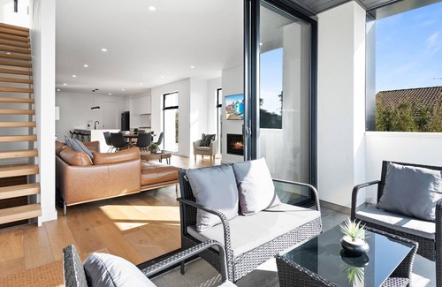 Edithvale Casa | Premium 3-Bed Terrace Near Beach with Ocean Views
