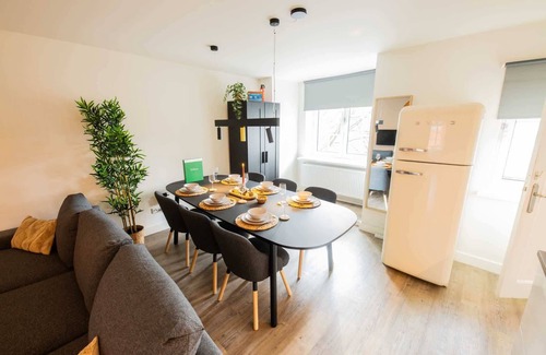 Stratum Apartamento | Premium 70m2 Two-Bedroom Apartment - SD23H