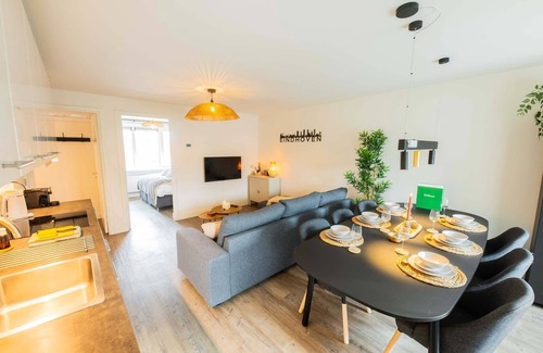 Stratum Apartamento | Premium 70m2 Two-Bedroom Apartment - SD23H