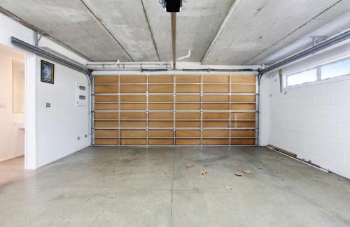 Freemans Bay Casa | Premium Abode with Plunge Pool steps to Ponsonby