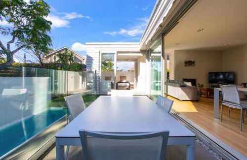 Freemans Bay Casa | Premium Abode with Plunge Pool steps to Ponsonby