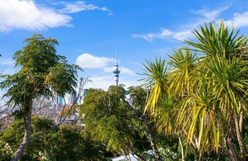 Freemans Bay Casa | Premium Abode with Plunge Pool steps to Ponsonby