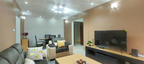 Yaounde Apartamento | Premium apart in city center with parking