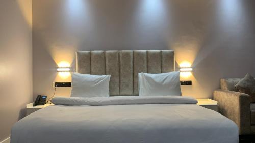 Yaounde Apartamento | Premium apart with swimming pool, gym and parking