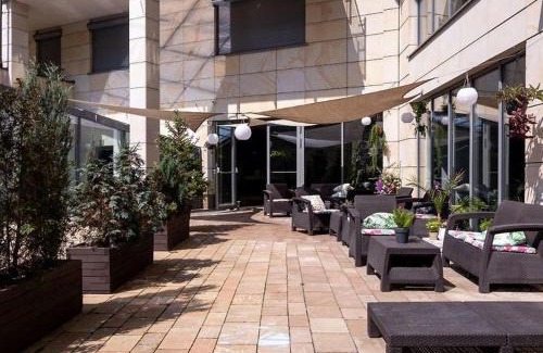 Krakow Apartamento | Premium Apartment for Old Town & Jewish Quarter - Balcony plus Pool onsite