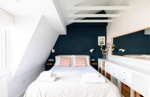 Upper Town Casa | Premium Central House w Parking - Walk Everywhere