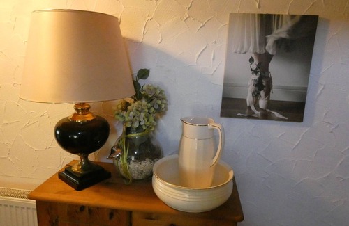 Hallwangen Apartamento | Premium double room with shower and WC, approx. 20 sqm