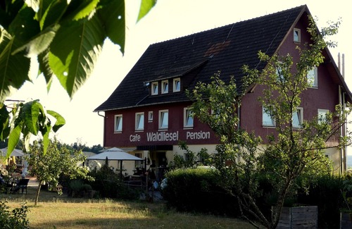 Hallwangen Apartamento | Premium double room with shower and WC, approx. 20 sqm