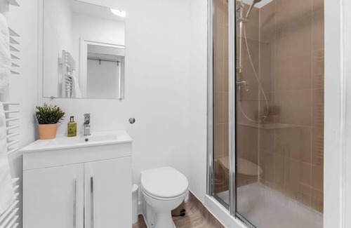 Walpole Apartamento | Premium Ealing Living Fast London Airport Access