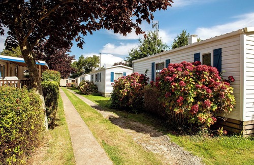 Pordic Casa | Premium mobile home with dishwasher & private spa, 2 bedrooms