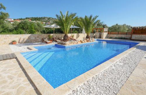 Murter Apartamento | Premium Penthouse in villa Lojena with Magic SeaView - Top location