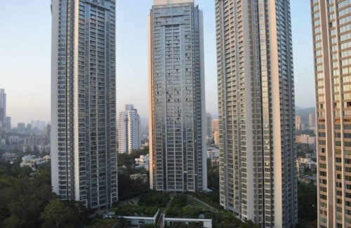 Malad East Casa | Pool View Premium en Esquire - Oberoi Garden City