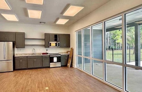 Oak Alquiler De RV | Premium RV Pull-Thru Site 🏖️Near Beaches🌊Allows Boats 🚤!