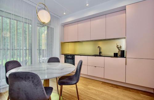 Haabersti Apartamento | Premium Seaside Escape with Forest View and Free Parking