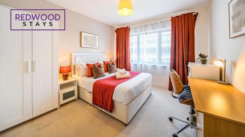 Basingstoke Casa | PREMIUM SERVICED APARTMENT IN BASINGSTOKE TOWN CENTRE WITH FREE PARKING, FREE WiFi AND NETFLIX, PERFECT FOR BUSINESS STAYS, FAMILIES, RELOCATIONS, EXTENDED STAYS, AND EMERGENCY ACCOMMODATION by REDWOOD STAYS