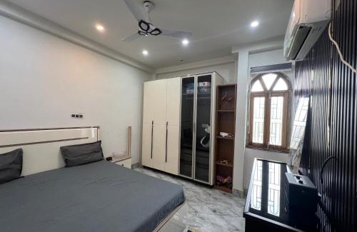 Sahibganj Apartamento | Premium Stay with airbn