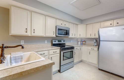 Abingdon Apartamento | Premium Studio in Historic District, Walking Distance to Restaurants & Shops!