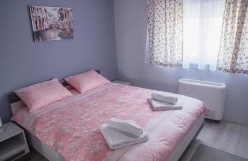 Modrica Cama Y Desayuno | Prenoćište Park