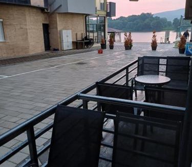 Veliko Gradiste Apartamento | Prenoćište SILVER LUX Srebrno Jezero