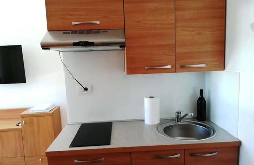 Sezana Apartamento | Prenočišča Iris
