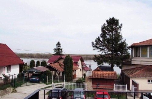 Novi Banovci Apartamento | Prenočište Dunav