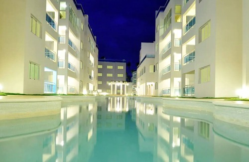 El Cortecito Complejo | Presidential Suites Punta Cana Luxury 2/2 Condo on Beach