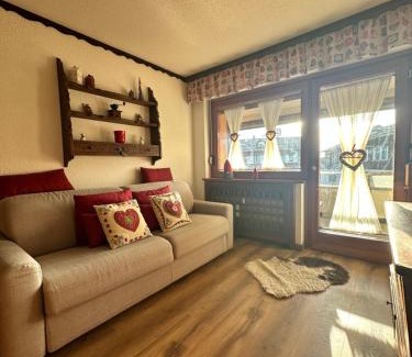 Sestriere Apartamento | Prestige appartamento in centro by MountainHouses