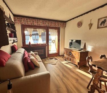 Sestriere Apartamento | Prestige appartamento in centro by MountainHouses
