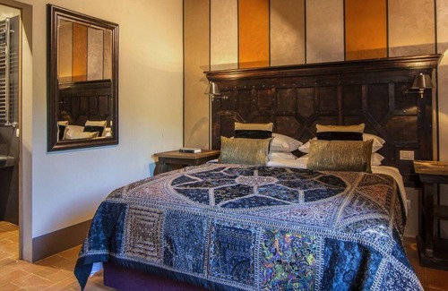 Bucine Complejo | Suite-Lujoso-Baño con ducha-Vista al Jardín-Two Bedroom
