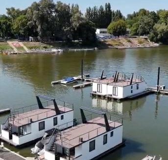 13th District Complejo | Prestige Yacht Resort Budapest