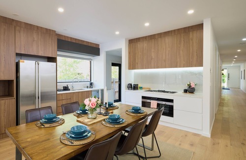 Preston Casa | Preston Northcote Mod Lux Townhouse 5 bed 5 bath