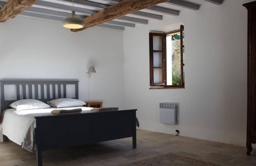 Benque Otro | Bonita casa de campo con impresionantes vistas de los Pirineos y piscina de 12 m