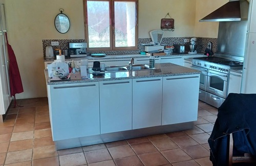 Margueron Casa | Pretty, fully-equipped stone farmhouse