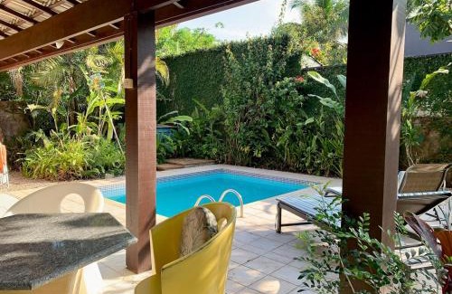 Sao Sebastiao Casa | Pretty house with pool and amazing garden