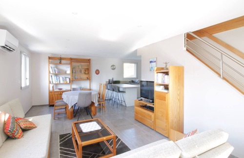 Voglans Casa | Pretty new and comfortable house between towns and lakes