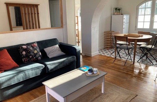 Perigny Casa | Pretty, quiet vacation home with wooded garden