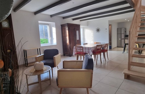 Tregunc Villa | Bonita granja renovada en Kerdalé, cerca de la playa - Wi fi, un pequeño jardín