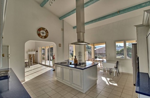 Arca Casa | BONITA VILLA ESPACIOSA climatizada 160 m2 con piscina, 6 personas, Porto Vecchio