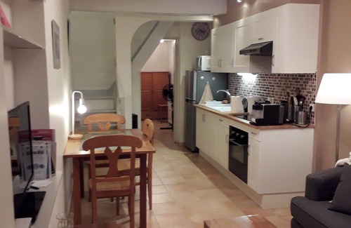 Bagnols-en-Foret Casa | Bonita casa de pueblo en el corazón de la Provenza