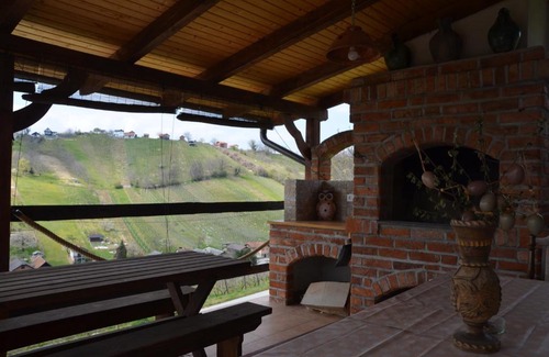 Beltinci Casa | Pri stari preši