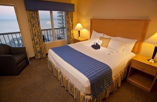 Northeast Virginia Beach Hotel | Hermosa vista al mar con balcón - Justo al lado de la playa