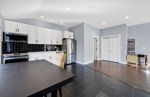 Norwalk Apartamento | price will make you book twine, luxury living