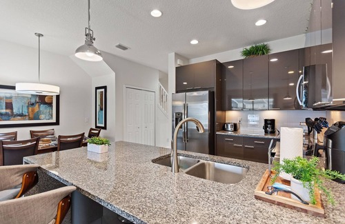 Four Corners Casa | Priceless Peace At Serenity By Shine Villas. 081 3 Bedroom Townhouse