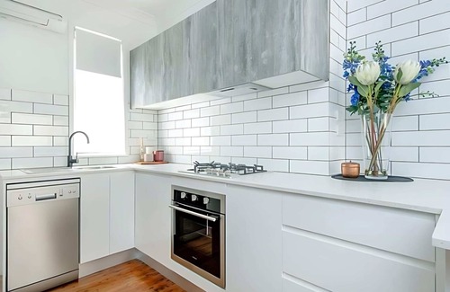 Adamstown Apartamento | Prickly Pear Stays in Adamstown