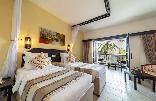 Shanzu Hotel | PrideInn Flamingo Beach Resort & Spa Mombasa